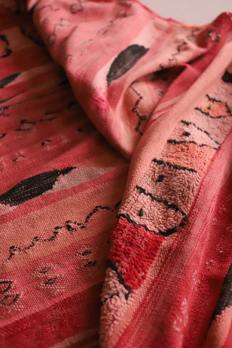 Vintage Moroccan Blanket / Rug