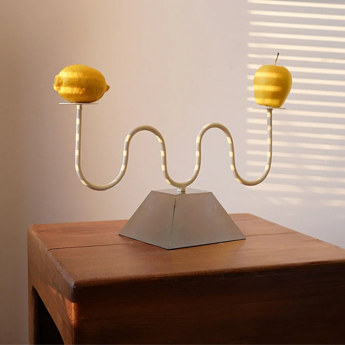 Dolores candle holder