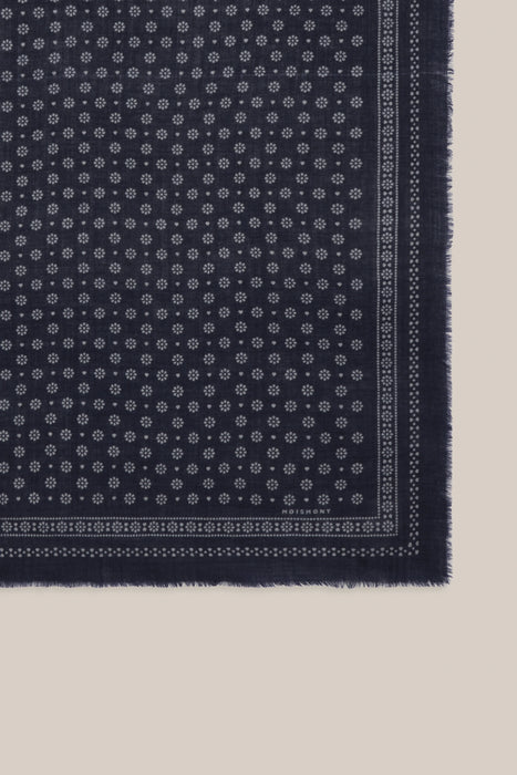 Olaf Scarf | N°676 Eyeliner