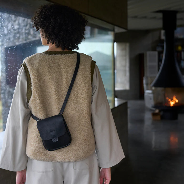 Half Orbed Tab Bag - Black